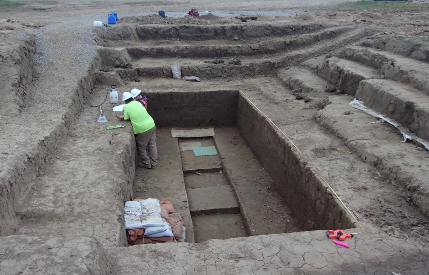Hand excavations nearly complete in the West Pit at Craven Crawdad