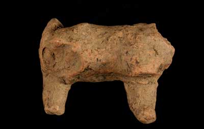 Dog effigy from the Howard site (tail is to the left).